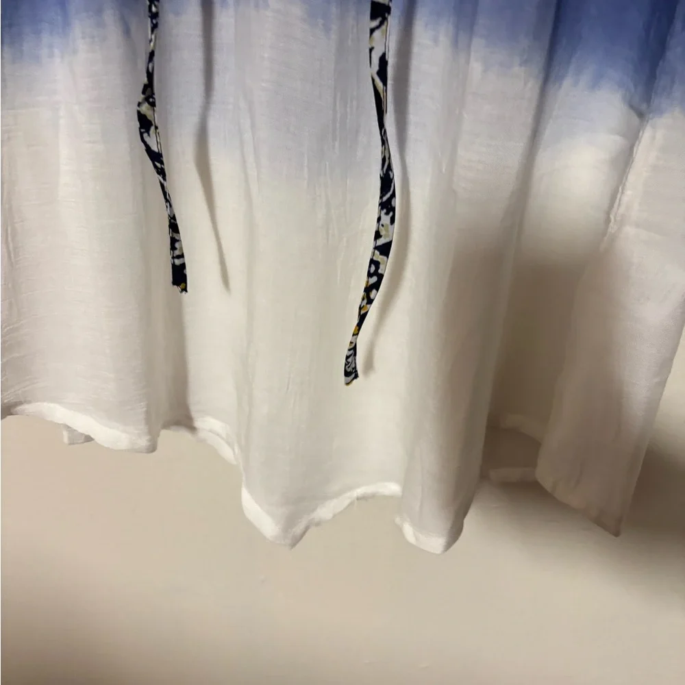 New York & Company Blue Sleeveless Tie Front Blouse